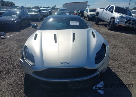 2019 Aston Martin Db11 Amr Signature z USA, uszkodzony, nr VIN SCFRMFEV2KGL08219